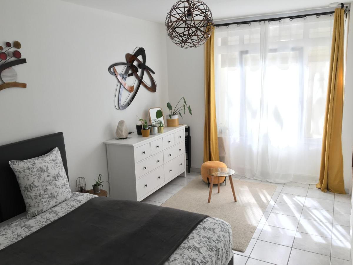 T2 Au Calme - Rond Point De Vannes Nantes Eksteriør bilde